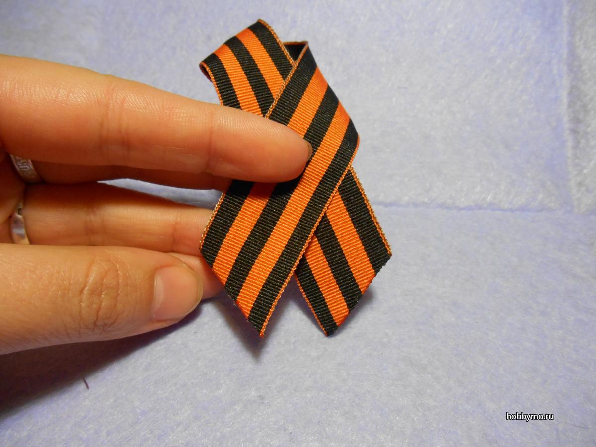 Брошь Звезда из георгиевской ленты