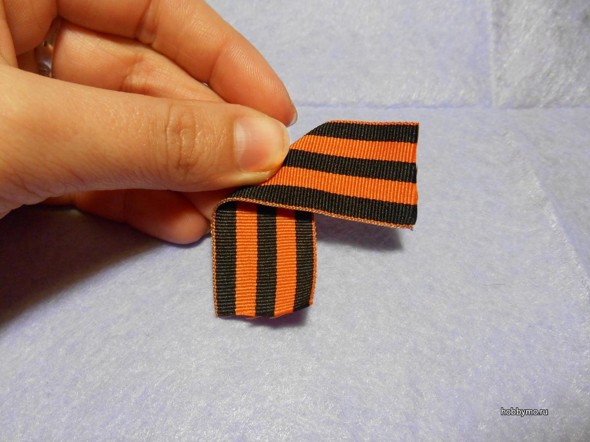 Брошь Звезда из георгиевской ленты