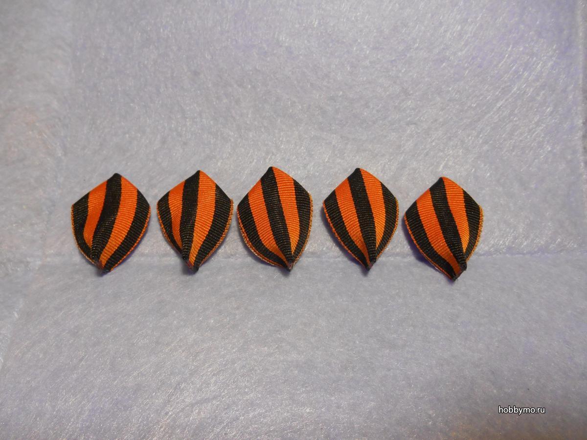 Брошь Звезда из георгиевской ленты